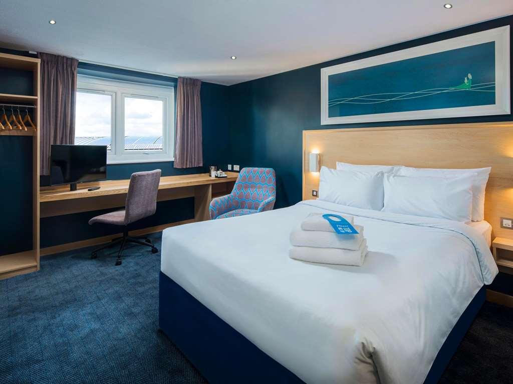 Travelodge Kings Cross Royal Scot London Room photo