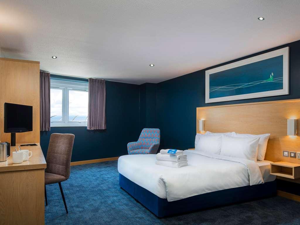 Travelodge Kings Cross Royal Scot London Room photo