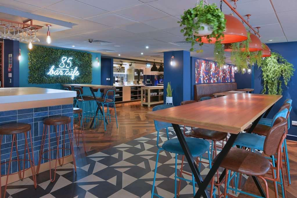 Travelodge Kings Cross Royal Scot London Restaurant photo